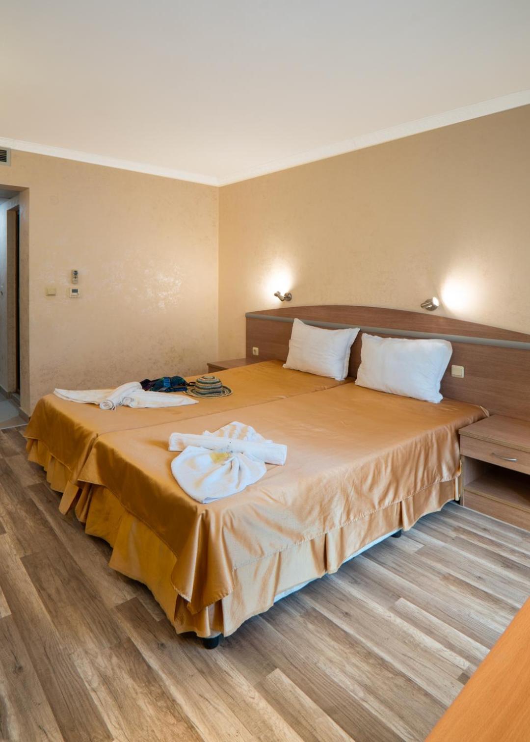 Hotel Zeus Поморіє Екстер'єр фото